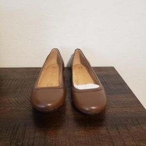 NWT Naturalizer Leather Ballet Flats (Coffee Bean)